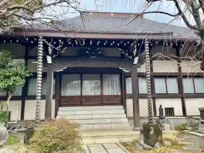 本寿寺の{uncategorized: "未分類", other: "その他", undefined: "問題あり", building: "その他建物", grave: "お墓", sacred_gate: "鳥居", guardian: "狛犬", statue: "像", buddha: "仏像", history: "歴史", nature: "自然", garden: "庭園", animal: "動物", pagoda: "塔", temizu: "手水舎", mountain_gate: "山門・神門", sanctuary: "本殿・本堂", subordinate: "末社・摂社", art: "芸術", scenery: "景色", jizo: "地蔵", ema: "絵馬", goshuin: "御朱印", omikuji: "おみくじ", items: "授与品その他", amulet: "お守り", goshuincho: "御朱印帳", eats: "食事", festival: "お祭り", votive_dance: "神楽", shichigosan: "七五三参", wedding: "結婚式", experience: "体験その他", initially: "初詣", around: "周辺", anti_infection: "感染症対策"}