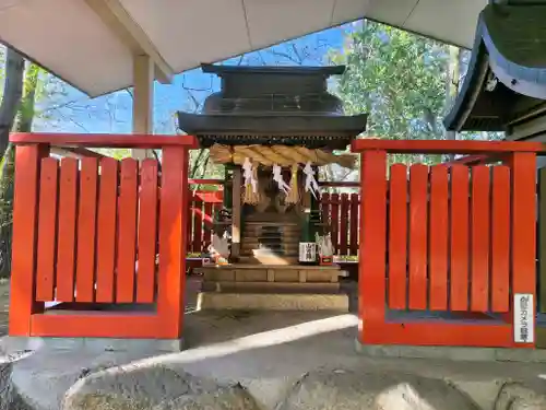 伊曽島神社の末社・摂社