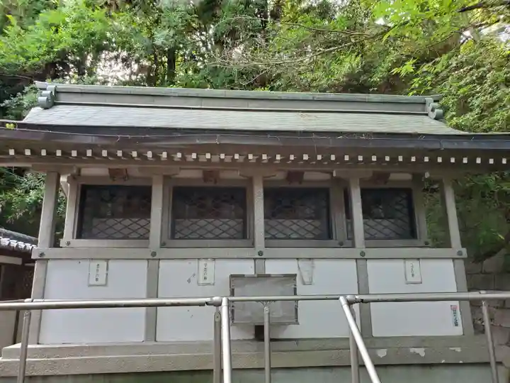 神本神社の末社・摂社