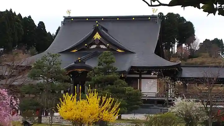 倶利迦羅不動寺鳳凰殿の本殿・本堂