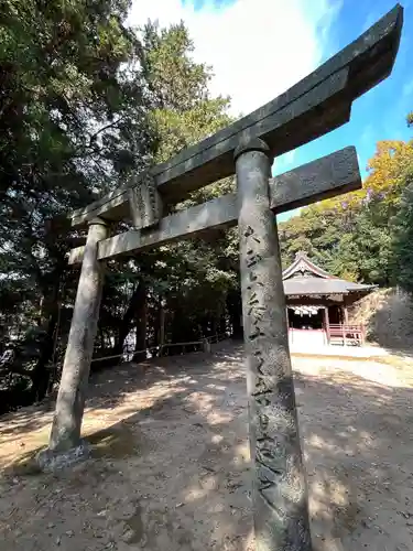 石屋神社の鳥居