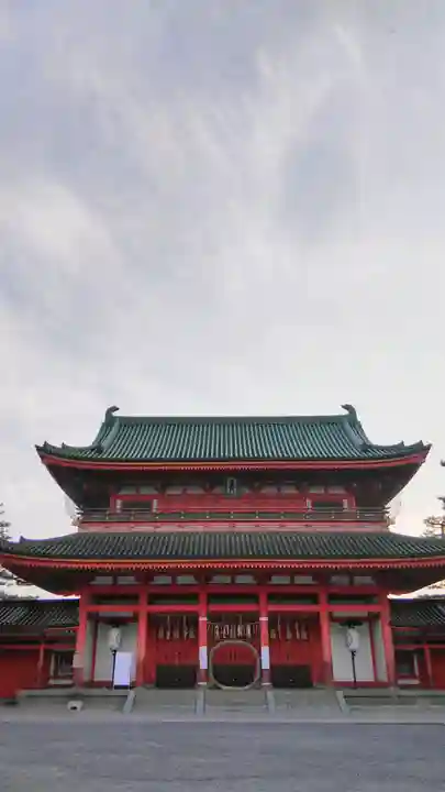 平安神宮の山門・神門
