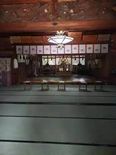 多太神社の本殿