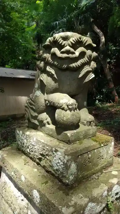 吉田八幡神社の狛犬