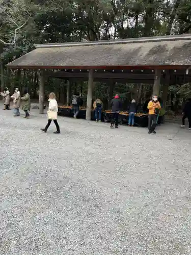 伊勢神宮内宮（皇大神宮）の{uncategorized: "未分類", other: "その他", undefined: "問題あり", building: "その他建物", grave: "お墓", sacred_gate: "鳥居", guardian: "狛犬", statue: "像", buddha: "仏像", history: "歴史", nature: "自然", garden: "庭園", animal: "動物", pagoda: "塔", temizu: "手水舎", mountain_gate: "山門・神門", sanctuary: "本殿・本堂", subordinate: "末社・摂社", art: "芸術", scenery: "景色", jizo: "地蔵", ema: "絵馬", goshuin: "御朱印", omikuji: "おみくじ", items: "授与品その他", amulet: "お守り", goshuincho: "御朱印帳", eats: "食事", festival: "お祭り", votive_dance: "神楽", shichigosan: "七五三参", wedding: "結婚式", experience: "体験その他", initially: "初詣", around: "周辺", anti_infection: "感染症対策"}