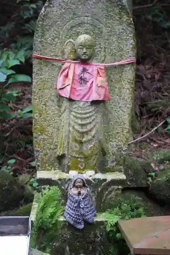 宝山寺奥之院(奈良県)