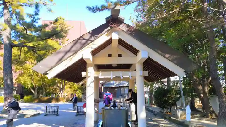 中山神明社の手水舎