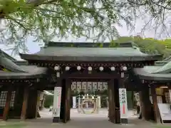 大宮八幡宮の山門