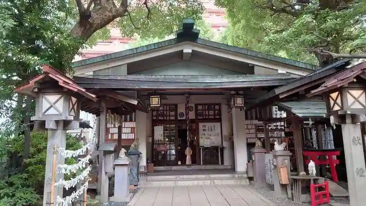 洲嵜神社の本殿・本堂