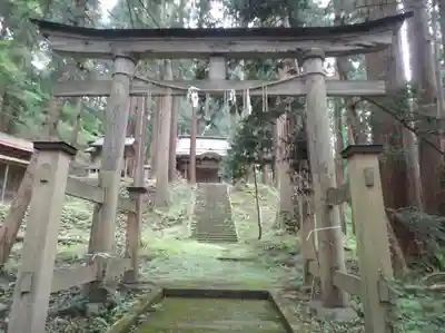 旭岡山神社の鳥居