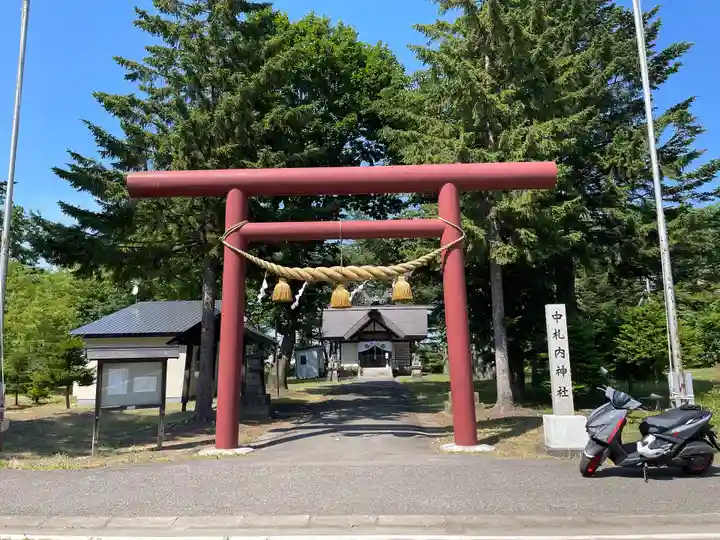 中札内神社の鳥居