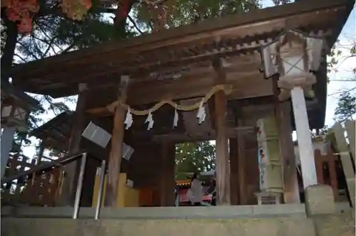 唐澤山神社の山門