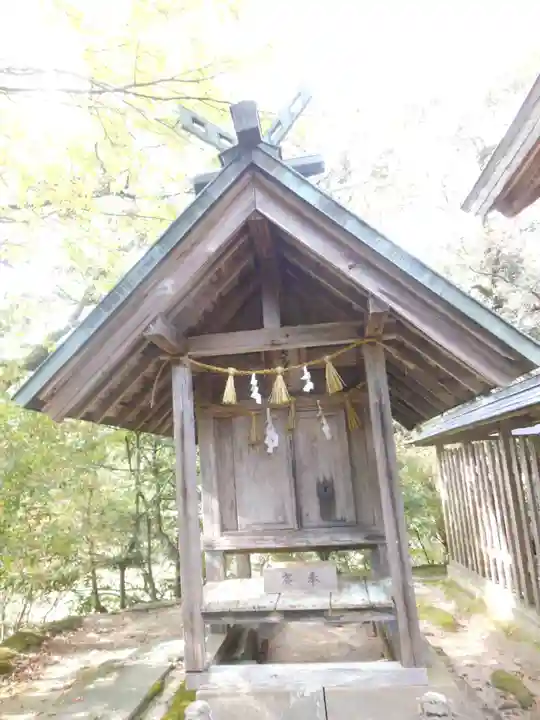 山狹神社(下山佐)の末社・摂社