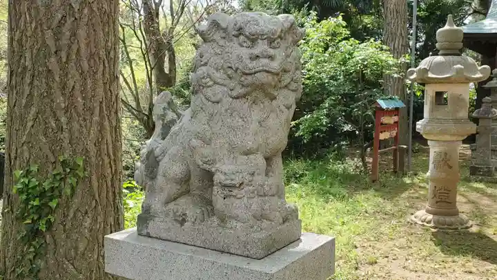 八幡神社の狛犬