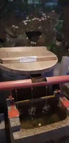 題経寺（柴又帝釈天）の手水舎