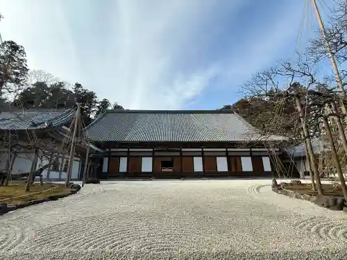 瑞巌寺の{uncategorized: "未分類", other: "その他", undefined: "問題あり", building: "その他建物", grave: "お墓", sacred_gate: "鳥居", guardian: "狛犬", statue: "像", buddha: "仏像", history: "歴史", nature: "自然", garden: "庭園", animal: "動物", pagoda: "塔", temizu: "手水舎", mountain_gate: "山門・神門", sanctuary: "本殿・本堂", subordinate: "末社・摂社", art: "芸術", scenery: "景色", jizo: "地蔵", ema: "絵馬", goshuin: "御朱印", omikuji: "おみくじ", items: "授与品その他", amulet: "お守り", goshuincho: "御朱印帳", eats: "食事", festival: "お祭り", votive_dance: "神楽", shichigosan: "七五三参", wedding: "結婚式", experience: "体験その他", initially: "初詣", around: "周辺", anti_infection: "感染症対策"}