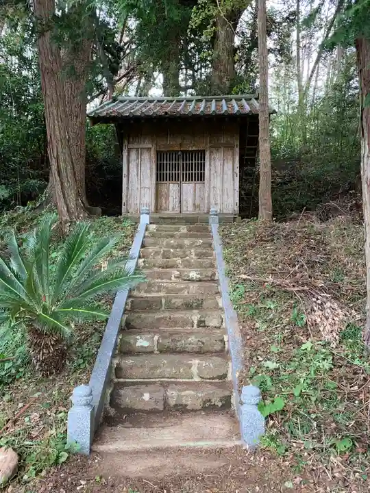 神明神社の本殿・本堂