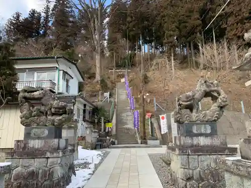 石都々古和気神社の狛犬