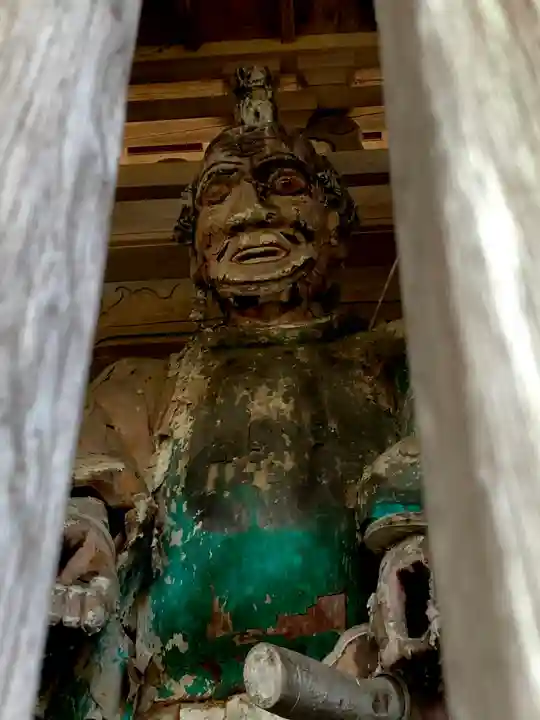 早池峰神社の像