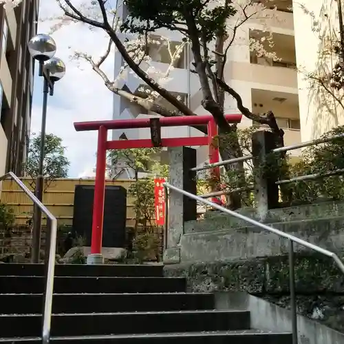 妻戀神社の鳥居