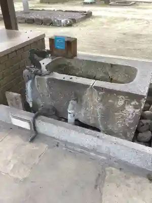 稲荷明神の手水舎