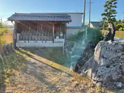 お堂、庚申様、地域の地蔵の本殿・本堂