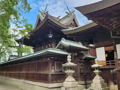魚吹八幡神社の本殿・本堂