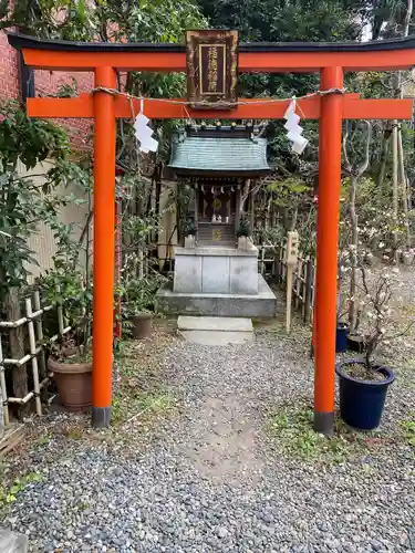 三田春日神社の末社