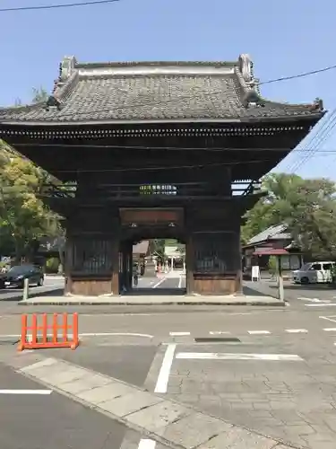 玉村八幡宮の山門