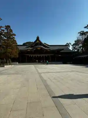 寒川神社の{uncategorized: "未分類", other: "その他", undefined: "問題あり", building: "その他建物", grave: "お墓", sacred_gate: "鳥居", guardian: "狛犬", statue: "像", buddha: "仏像", history: "歴史", nature: "自然", garden: "庭園", animal: "動物", pagoda: "塔", temizu: "手水舎", mountain_gate: "山門・神門", sanctuary: "本殿・本堂", subordinate: "末社・摂社", art: "芸術", scenery: "景色", jizo: "地蔵", ema: "絵馬", goshuin: "御朱印", omikuji: "おみくじ", items: "授与品その他", amulet: "お守り", goshuincho: "御朱印帳", eats: "食事", festival: "お祭り", votive_dance: "神楽", shichigosan: "七五三参", wedding: "結婚式", experience: "体験その他", initially: "初詣", around: "周辺", anti_infection: "感染症対策"}
