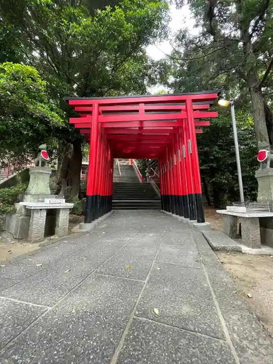 五社稲荷社の鳥居