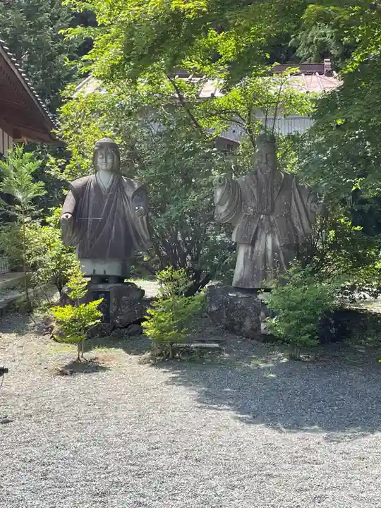 冨士御室浅間神社(山梨県)