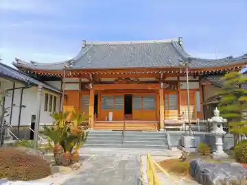 陽岳寺の本殿・本堂