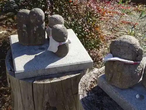 伊勢原 法泉寺の地蔵