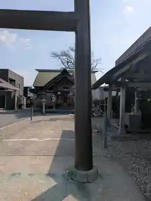 亀田龍神社の{uncategorized: "未分類", other: "その他", undefined: "問題あり", building: "その他建物", grave: "お墓", sacred_gate: "鳥居", guardian: "狛犬", statue: "像", buddha: "仏像", history: "歴史", nature: "自然", garden: "庭園", animal: "動物", pagoda: "塔", temizu: "手水舎", mountain_gate: "山門・神門", sanctuary: "本殿・本堂", subordinate: "末社・摂社", art: "芸術", scenery: "景色", jizo: "地蔵", ema: "絵馬", goshuin: "御朱印", omikuji: "おみくじ", items: "授与品その他", amulet: "お守り", goshuincho: "御朱印帳", eats: "食事", festival: "お祭り", votive_dance: "神楽", shichigosan: "七五三参", wedding: "結婚式", experience: "体験その他", initially: "初詣", around: "周辺", anti_infection: "感染症対策"}