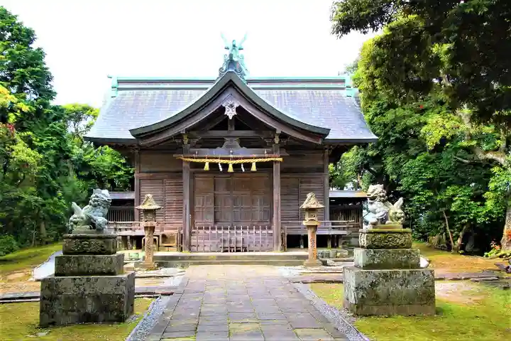 粟嶋神社の本殿・本堂