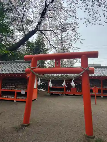 冠稲荷神社の鳥居