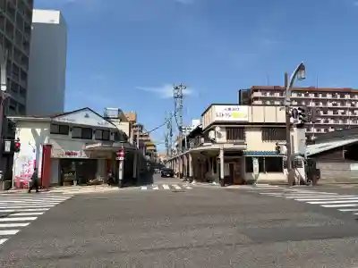 白山神社の{uncategorized: "未分類", other: "その他", undefined: "問題あり", building: "その他建物", grave: "お墓", sacred_gate: "鳥居", guardian: "狛犬", statue: "像", buddha: "仏像", history: "歴史", nature: "自然", garden: "庭園", animal: "動物", pagoda: "塔", temizu: "手水舎", mountain_gate: "山門・神門", sanctuary: "本殿・本堂", subordinate: "末社・摂社", art: "芸術", scenery: "景色", jizo: "地蔵", ema: "絵馬", goshuin: "御朱印", omikuji: "おみくじ", items: "授与品その他", amulet: "お守り", goshuincho: "御朱印帳", eats: "食事", festival: "お祭り", votive_dance: "神楽", shichigosan: "七五三参", wedding: "結婚式", experience: "体験その他", initially: "初詣", around: "周辺", anti_infection: "感染症対策"}