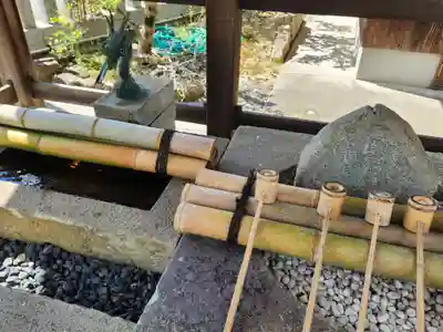 春日神社の手水舎