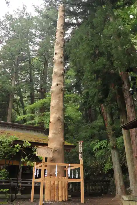 諏訪大社下社春宮(長野県)
