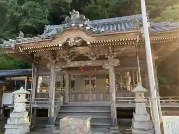 妙蓮寺の本殿・本堂