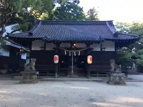 六甲八幡神社の本殿・本堂