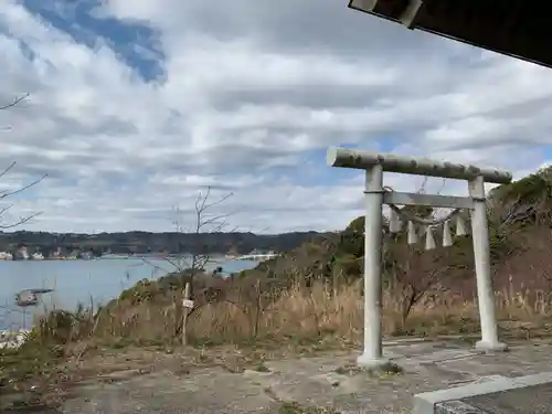 鳴海神社の鳥居