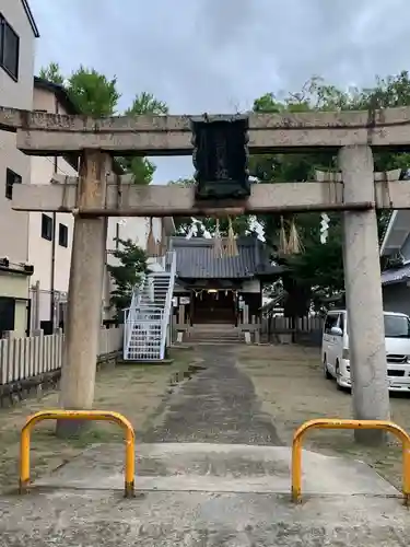 鶯関神社の鳥居