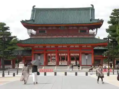 平安神宮の山門・神門