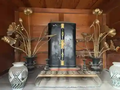 浮間不動尊の{uncategorized: "未分類", other: "その他", undefined: "問題あり", building: "その他建物", grave: "お墓", sacred_gate: "鳥居", guardian: "狛犬", statue: "像", buddha: "仏像", history: "歴史", nature: "自然", garden: "庭園", animal: "動物", pagoda: "塔", temizu: "手水舎", mountain_gate: "山門・神門", sanctuary: "本殿・本堂", subordinate: "末社・摂社", art: "芸術", scenery: "景色", jizo: "地蔵", ema: "絵馬", goshuin: "御朱印", omikuji: "おみくじ", items: "授与品その他", amulet: "お守り", goshuincho: "御朱印帳", eats: "食事", festival: "お祭り", votive_dance: "神楽", shichigosan: "七五三参", wedding: "結婚式", experience: "体験その他", initially: "初詣", around: "周辺", anti_infection: "感染症対策"}