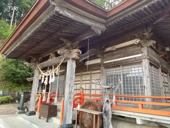 鵜住神社の本殿・本堂