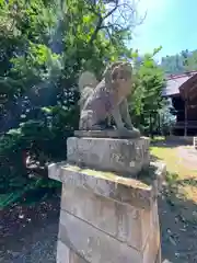 川西神社の狛犬