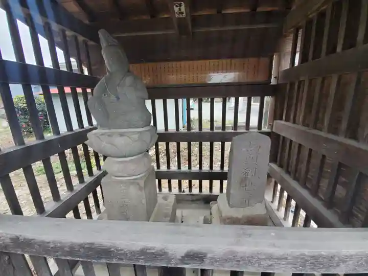伊弉諾神社の仏像