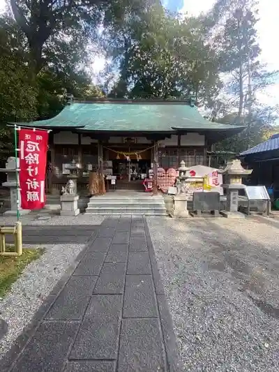 射山神社の本殿
